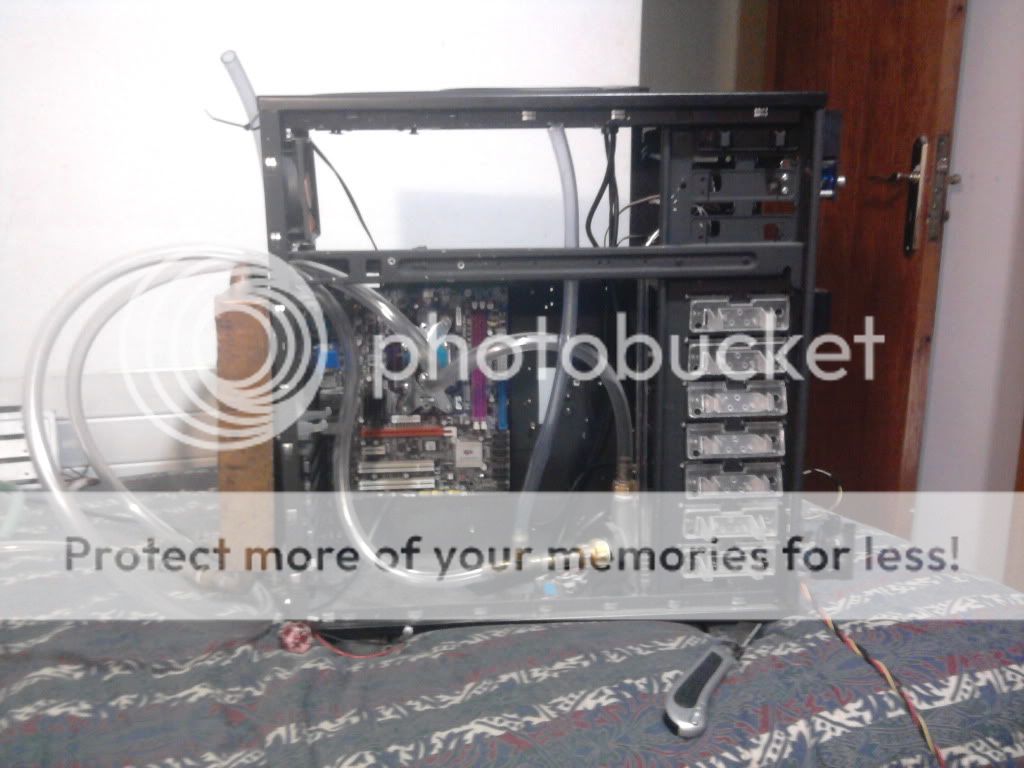 http://i713.photobucket.com/albums/ww133/eshizero/RL/Foto0401.jpg