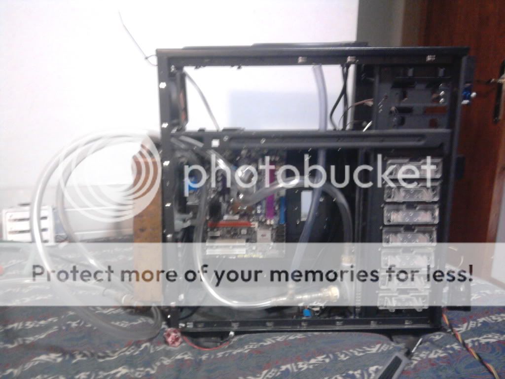 http://i713.photobucket.com/albums/ww133/eshizero/RL/Foto0402.jpg